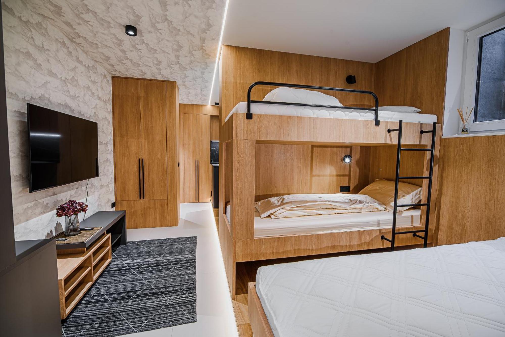 Apartments Slavec With Free Onsite Parking Kranjska Gora Chambre photo